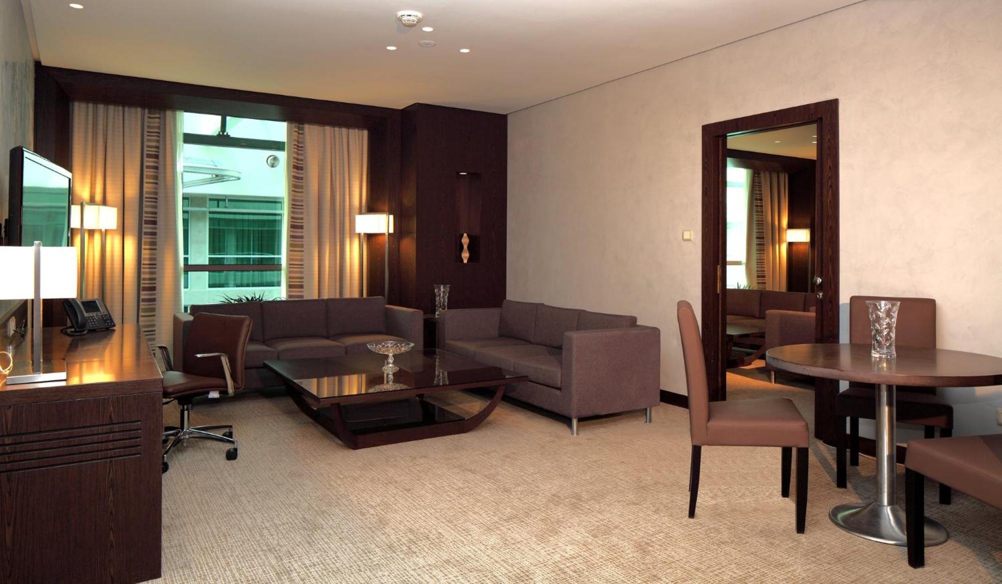 ריאד Holiday Inn Meydan By Ihg מראה חיצוני תמונה